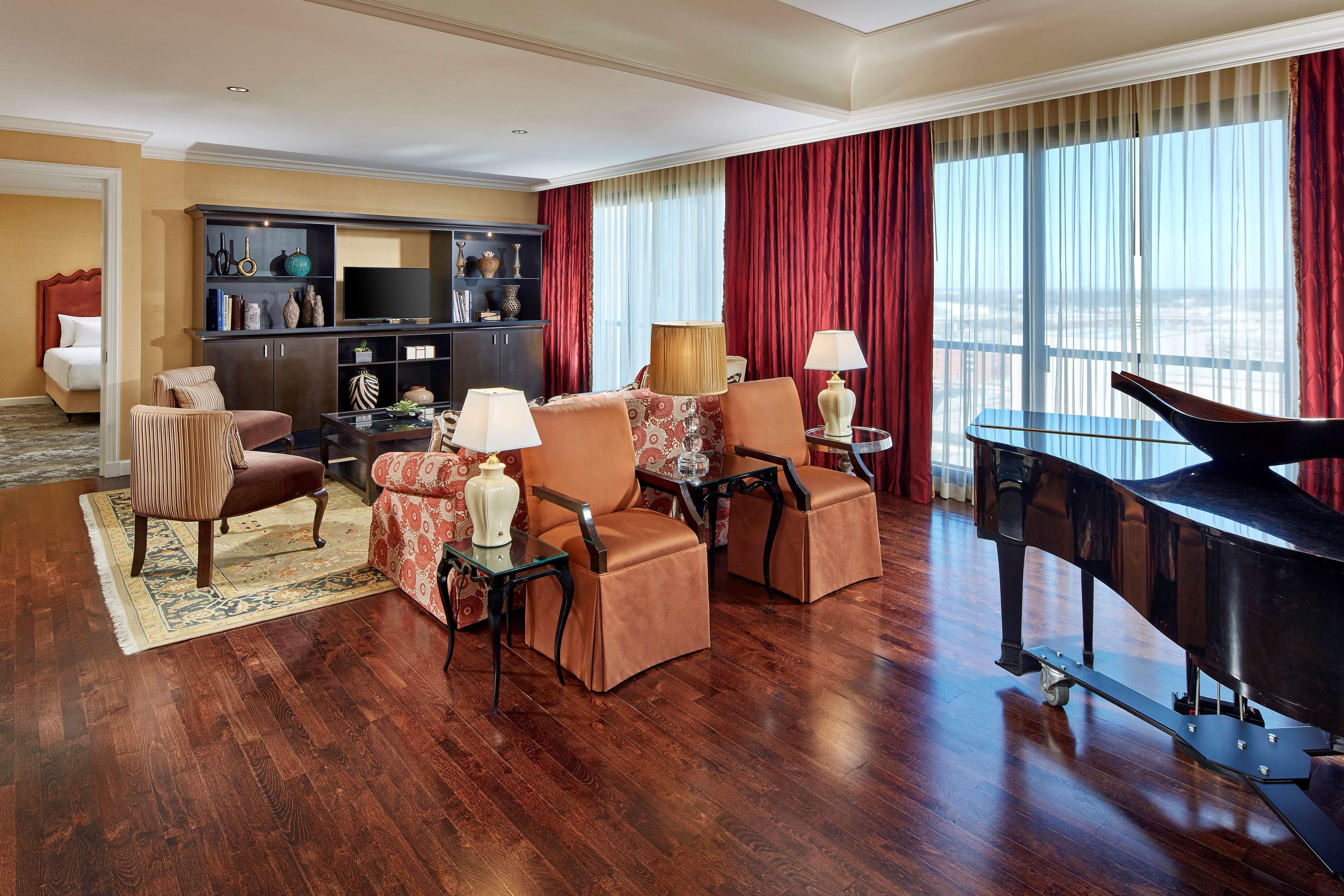 ไฮแอท รีเจนซี ทัลซา ดาวน์ทาวน์ Hotel ภายนอก รูปภาพ